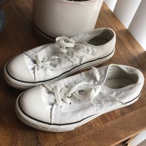 Converse One Star White 4